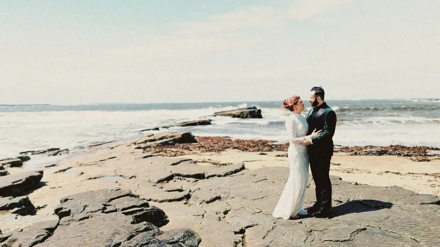 Coastal wedding couple on the Atlantic coast of Ireland